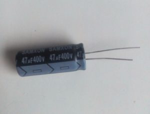 Condensateur électrolytique 47uf 400v