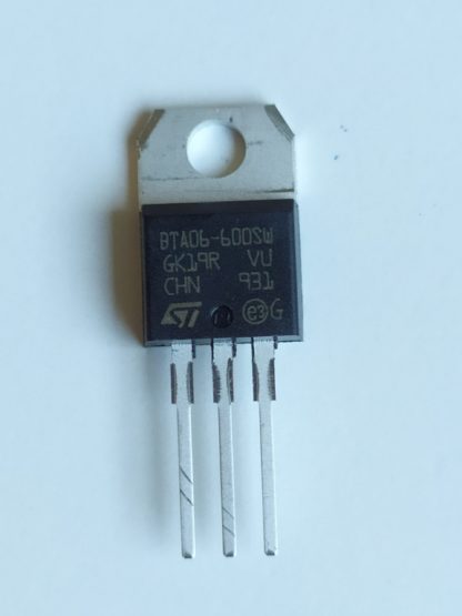 TRIAC BTA06600SW