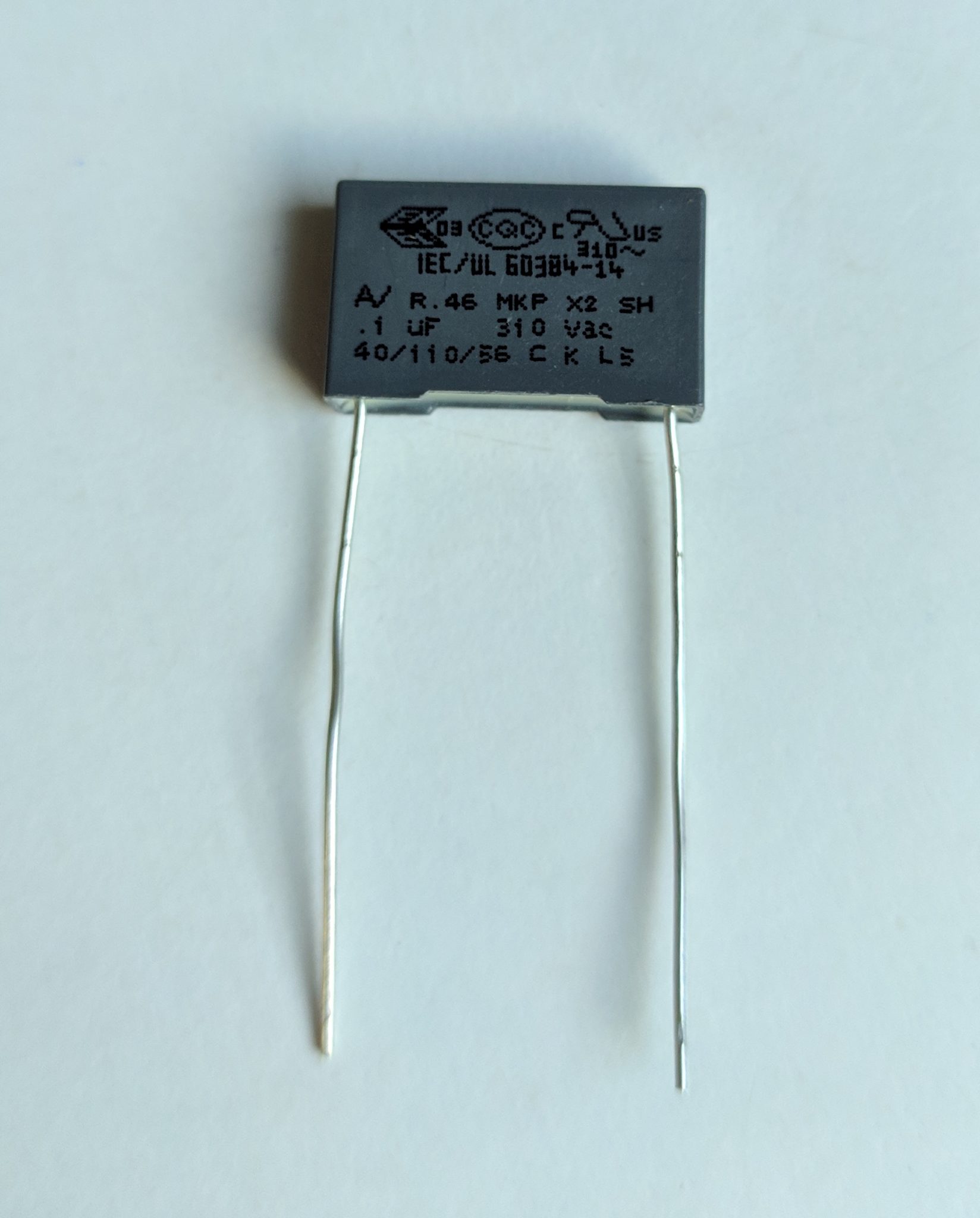 Condensateur Antiparasitic 0 1 F 2 X 2400 Pf