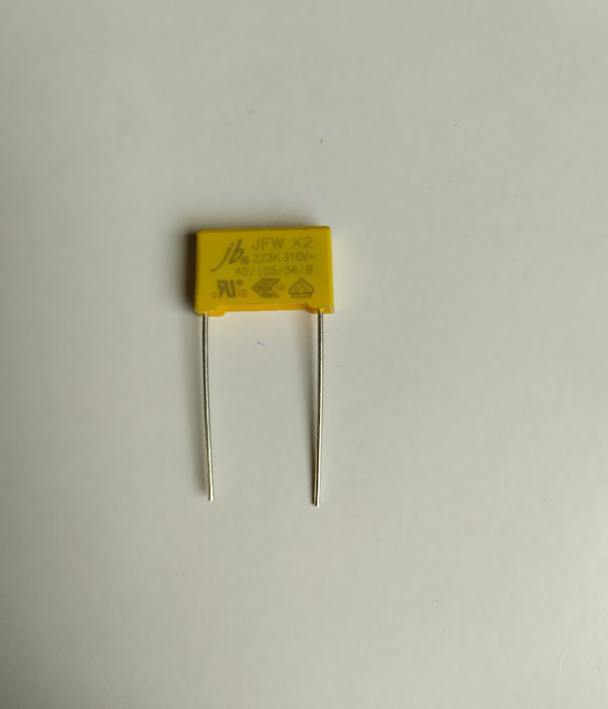 1x MEX/TENTA MKP Kondensator 220nF X2 275V~ VAC, RM 15mm (0,22µF,uF,AC