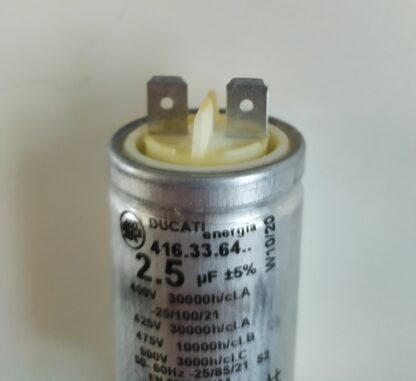 Condensateur Moteur métal 2,5µF 400v 425V 475v à cosses ⌀30mm – Image 2