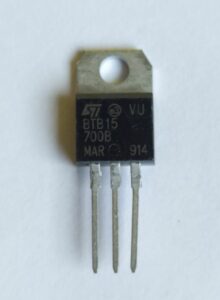 Triac BTB15-700B