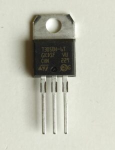 Triac T3050H-6T