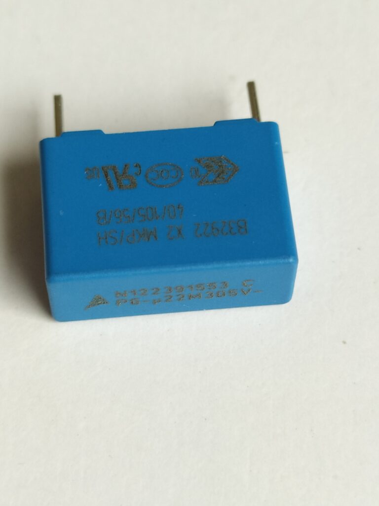 Condensateur B32922 220nF 305V X2 MKP 15mm – Rep-Tronic