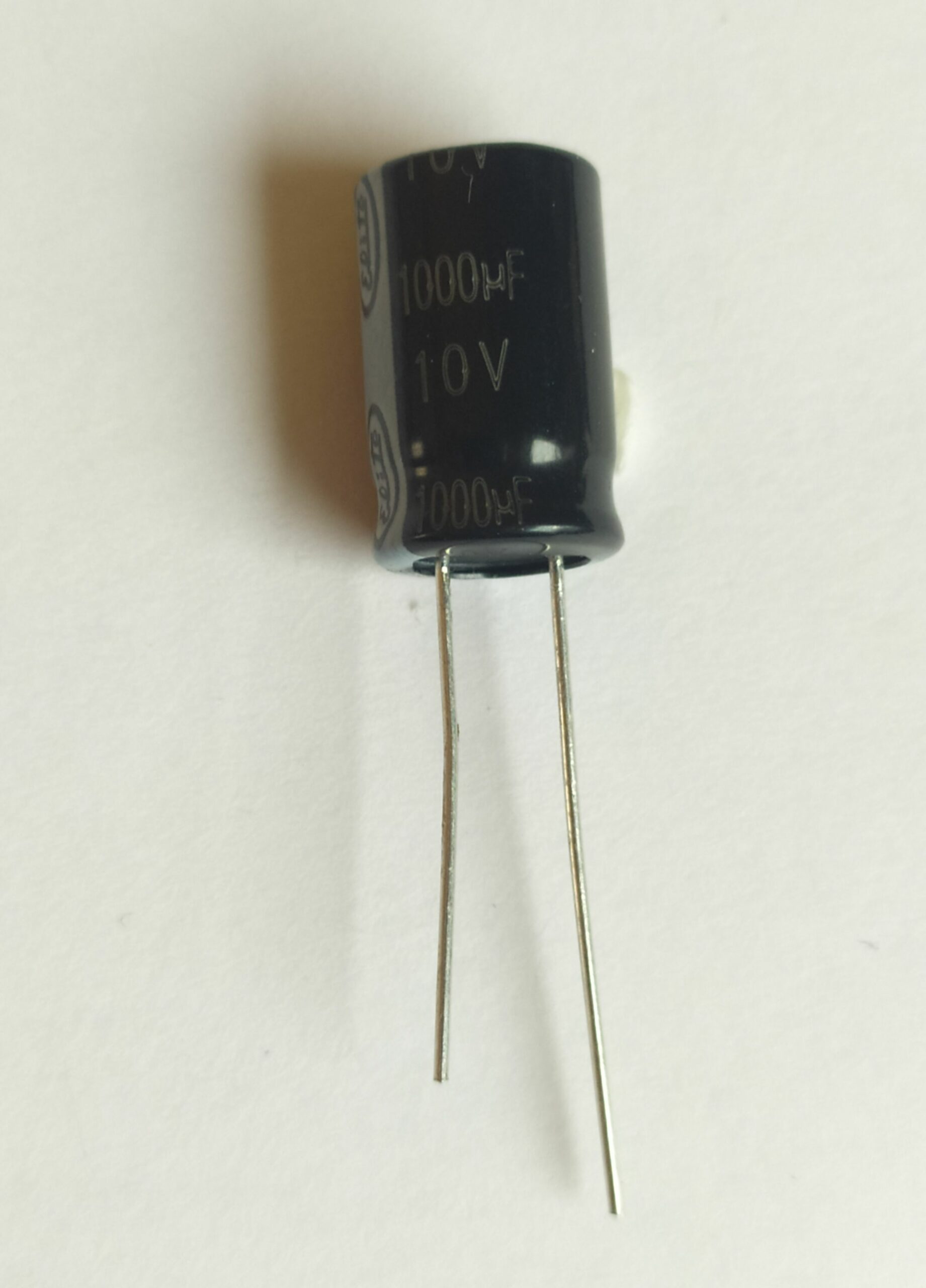 1000uF 16V Alüminyum Elektrolitik Kondansatör, Radial Radyal 5mm, 10x16mm, ±20%, 3000 Saat 105c Th Ammo Chang 3824 1000uF 16V Alüminyum Elektrolitik Kondansatör, Radial Radyal 5mm, 10x16mm, ±20%, 3000 Saat 105c Th Ammo Chang 3824
