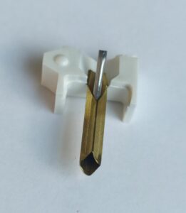 Pointe de lecture aiguille de tourne disque SHURE M-44-7 vue 2