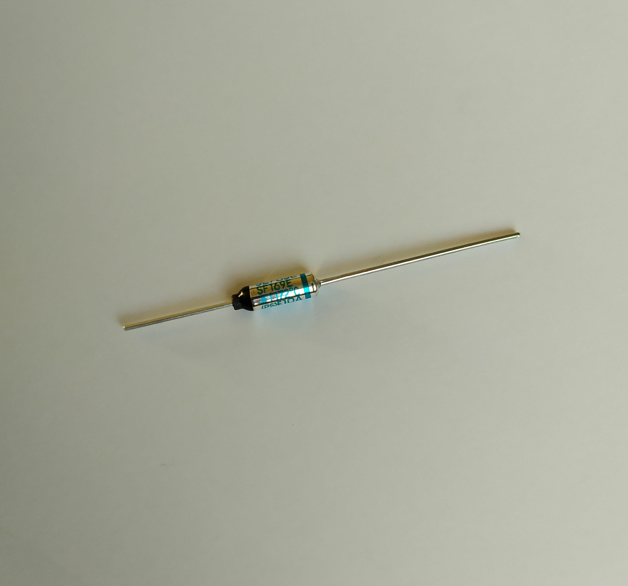 Fusible thermique SF169E JET172°C 10A 250V