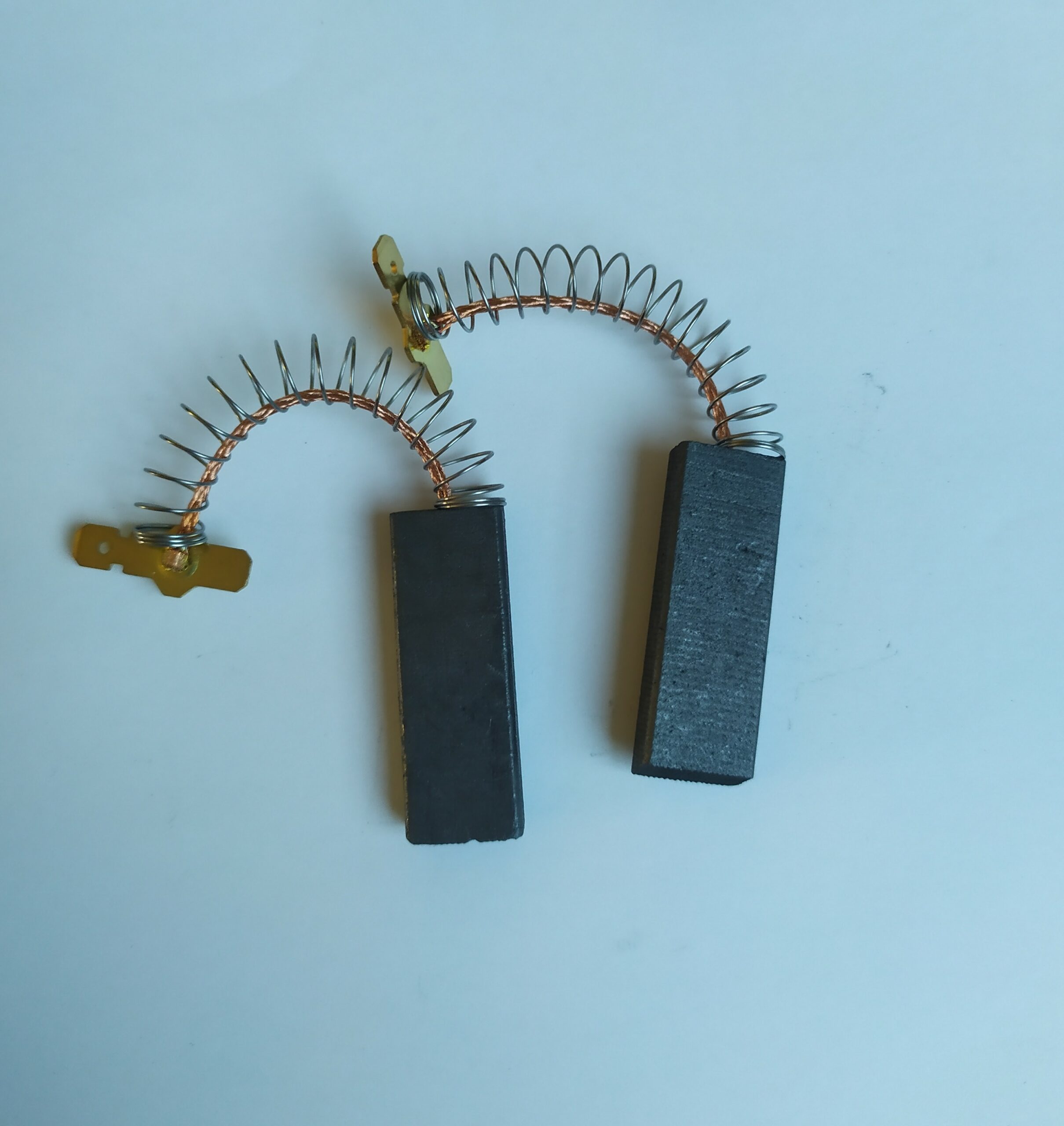 Jeu de 2 charbons BOSCH 00154740