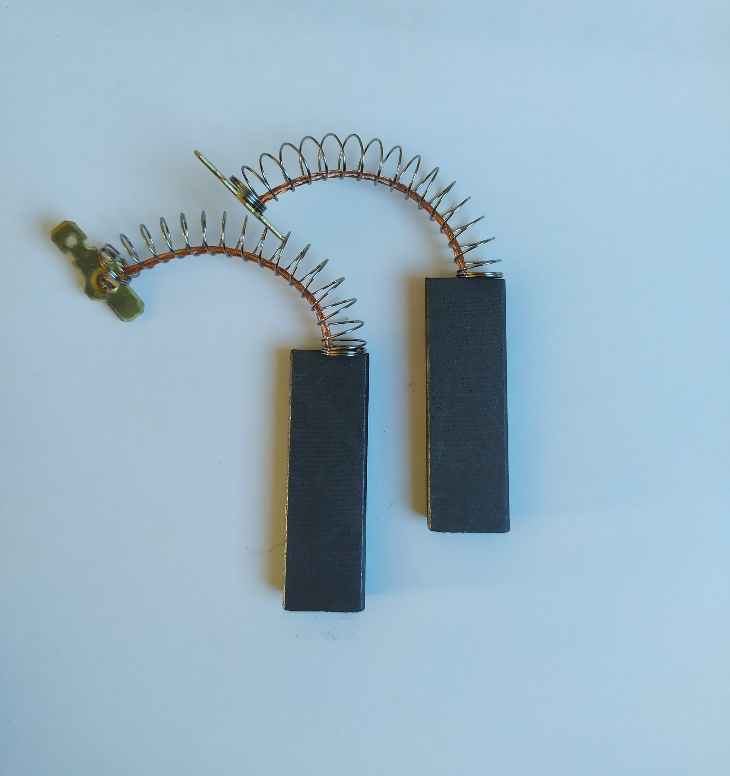 Jeu de 2 charbons BOSCH 00616505 00631706