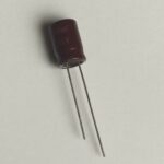 Condensateur électrolytique chimique 100µF 35v radial 105°